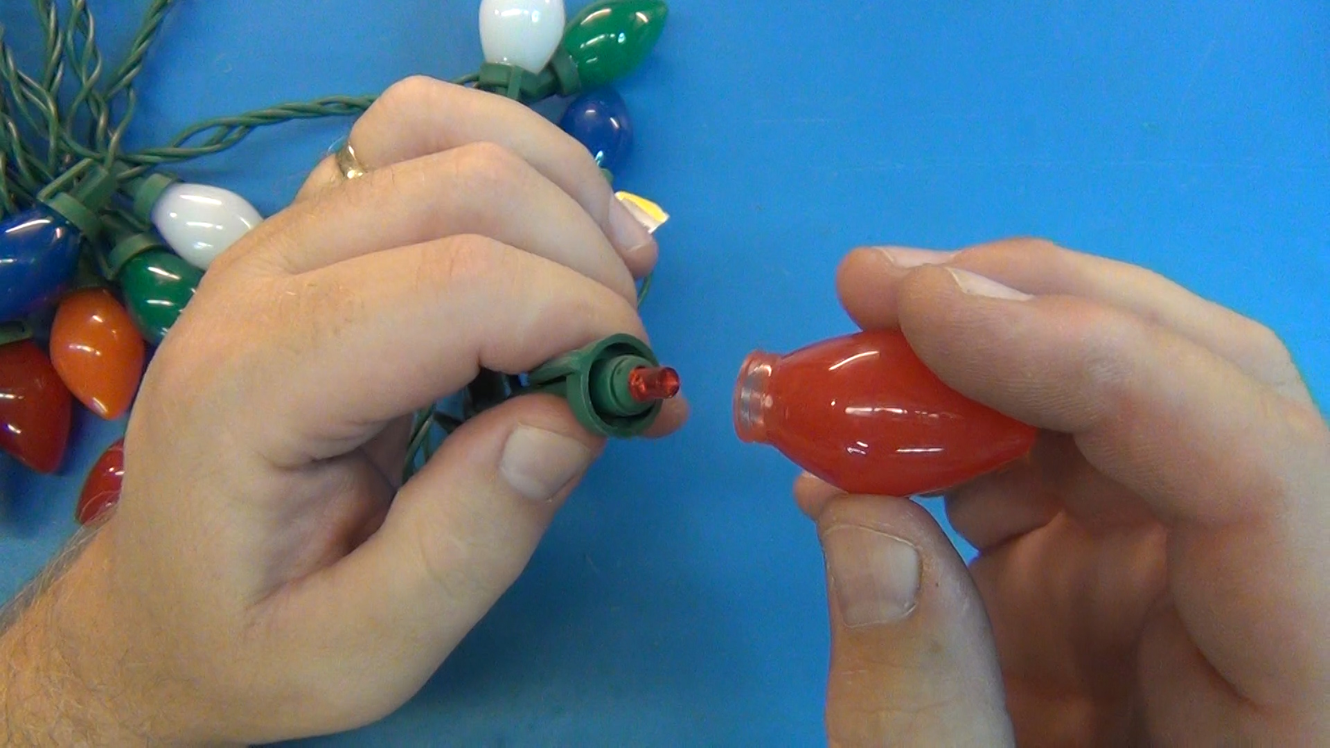 » Blog Archive » Brite_Star_Xmas_Lights_Review_2.Still007