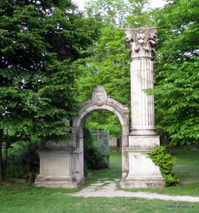 A Trip Guide to Guildwood Park Scarborough Toronto Ontario Canada