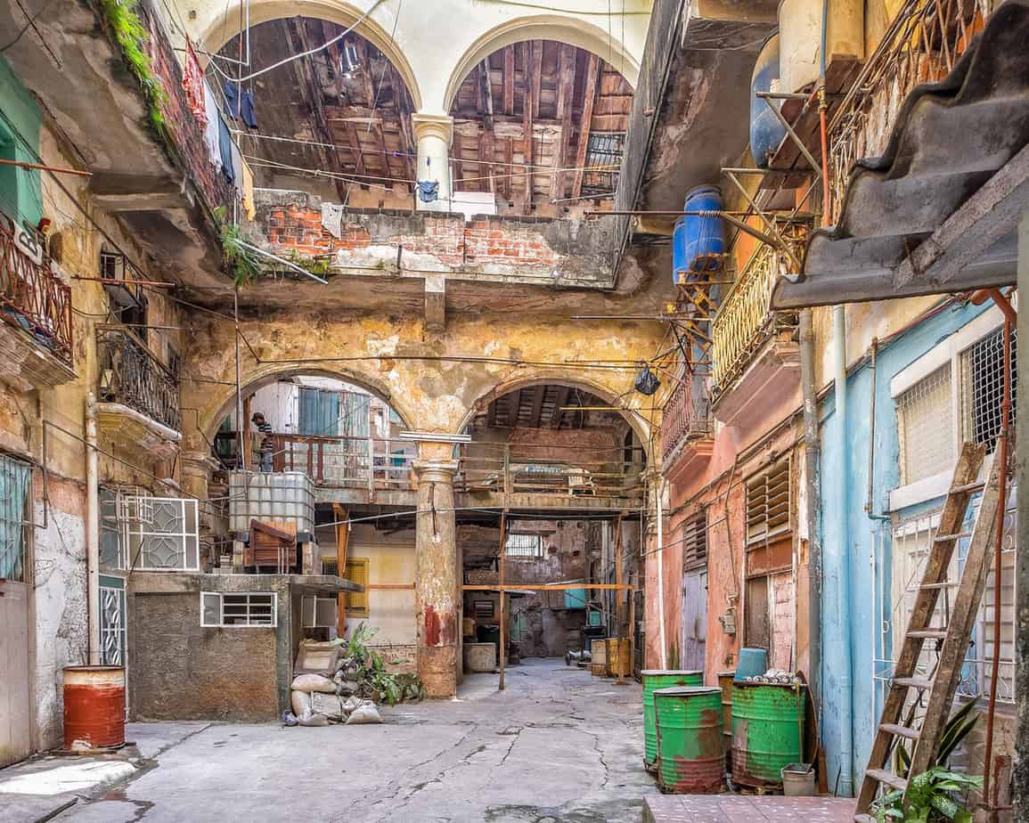 Un solar en Cuba, ese desconocido mundo de barrio Todo Cuba(03)