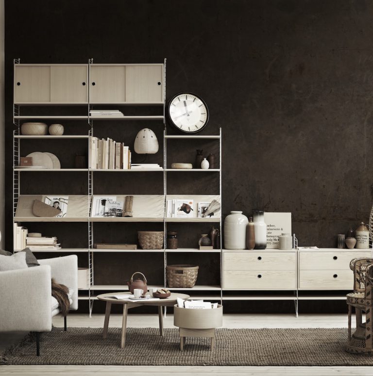 String Regalsystem, Kombination Wohnzimmer, Escheweiss Möbel