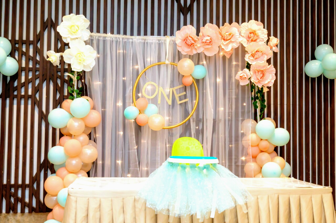 Foil balloons or latex balloons-know which to choose – TogetherV Blog