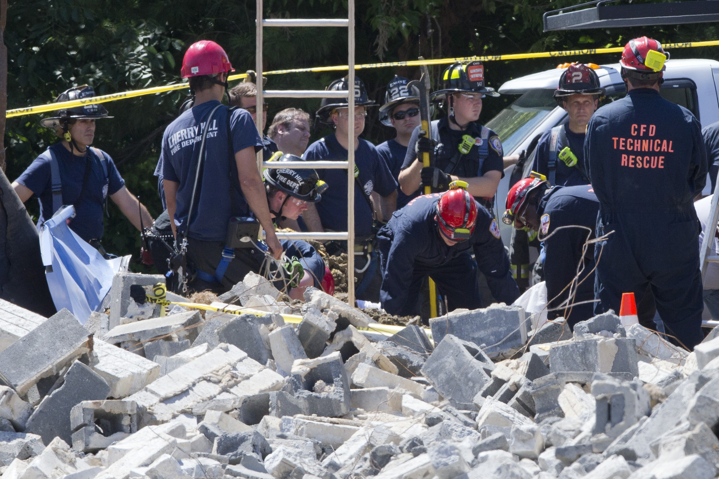 Building collapse at former Blockbuster store site in New Jersey kills