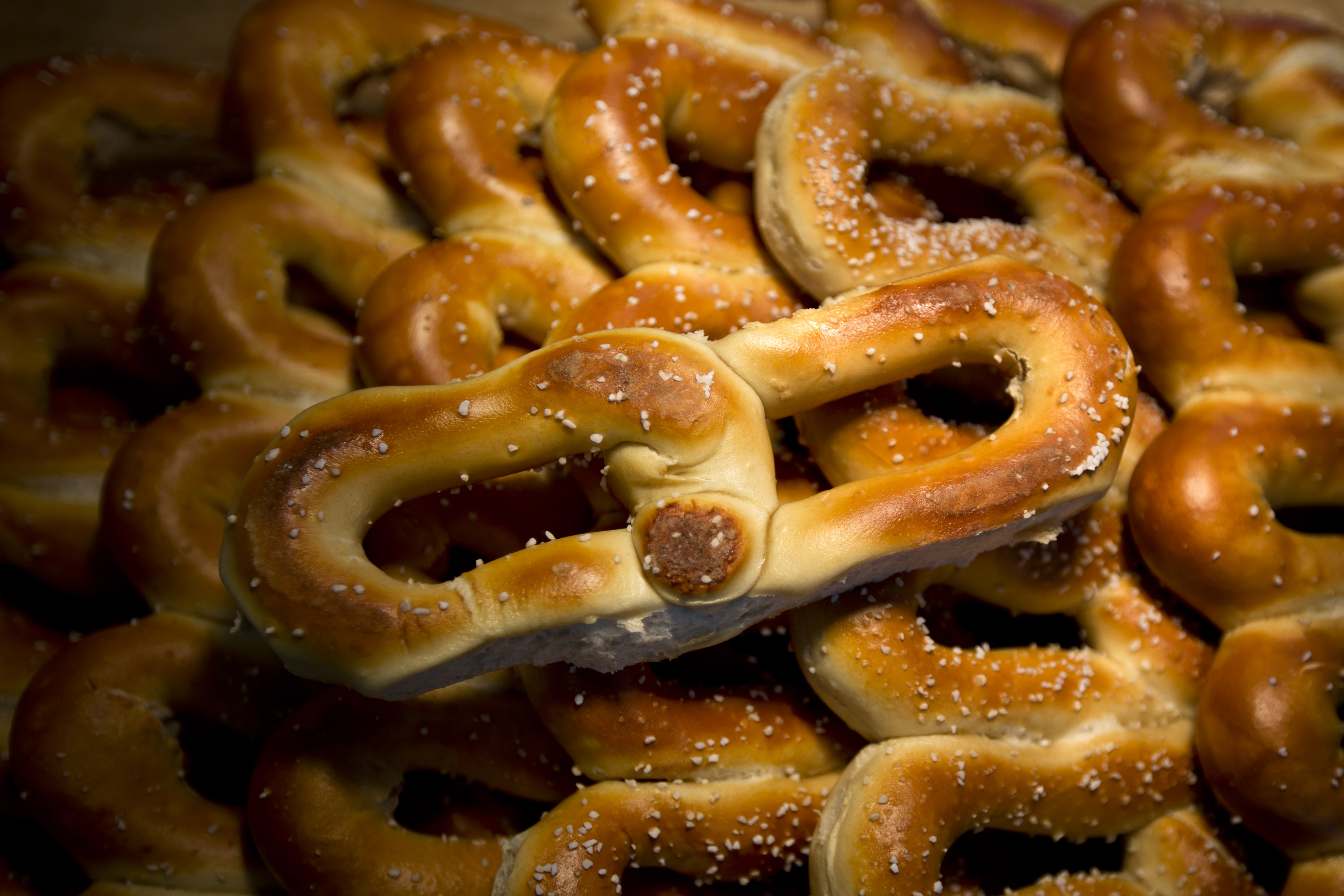 Cheesesteaks, water ices and pretzels go global The Blade
