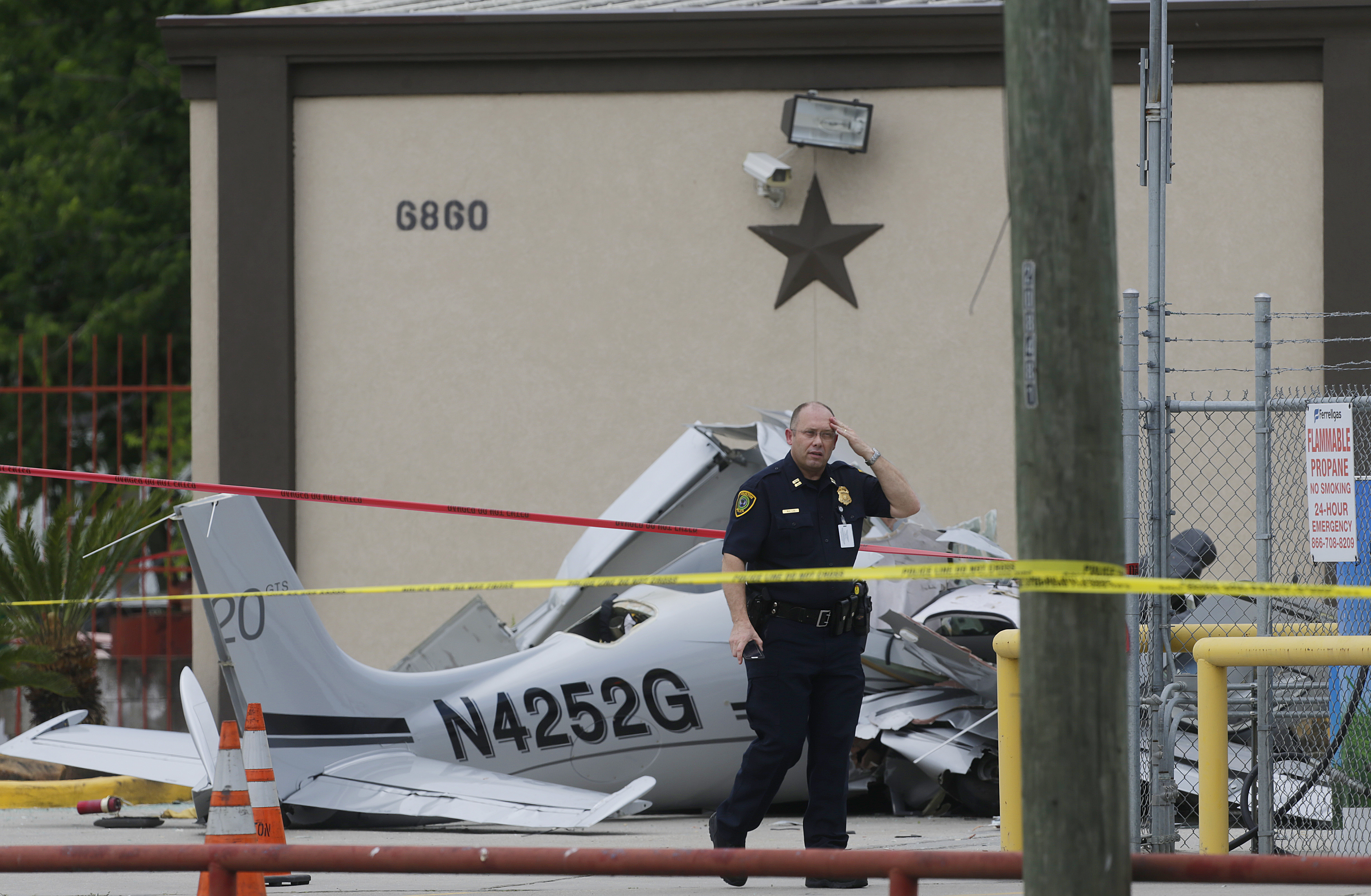 3 dead after plane crashes into car near Houston airport The Blade