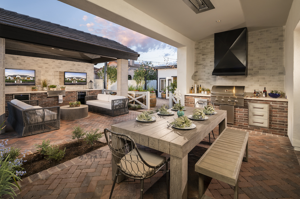 Dream Designs & Ideas For Your Outdoor Kitchen Build Beautiful