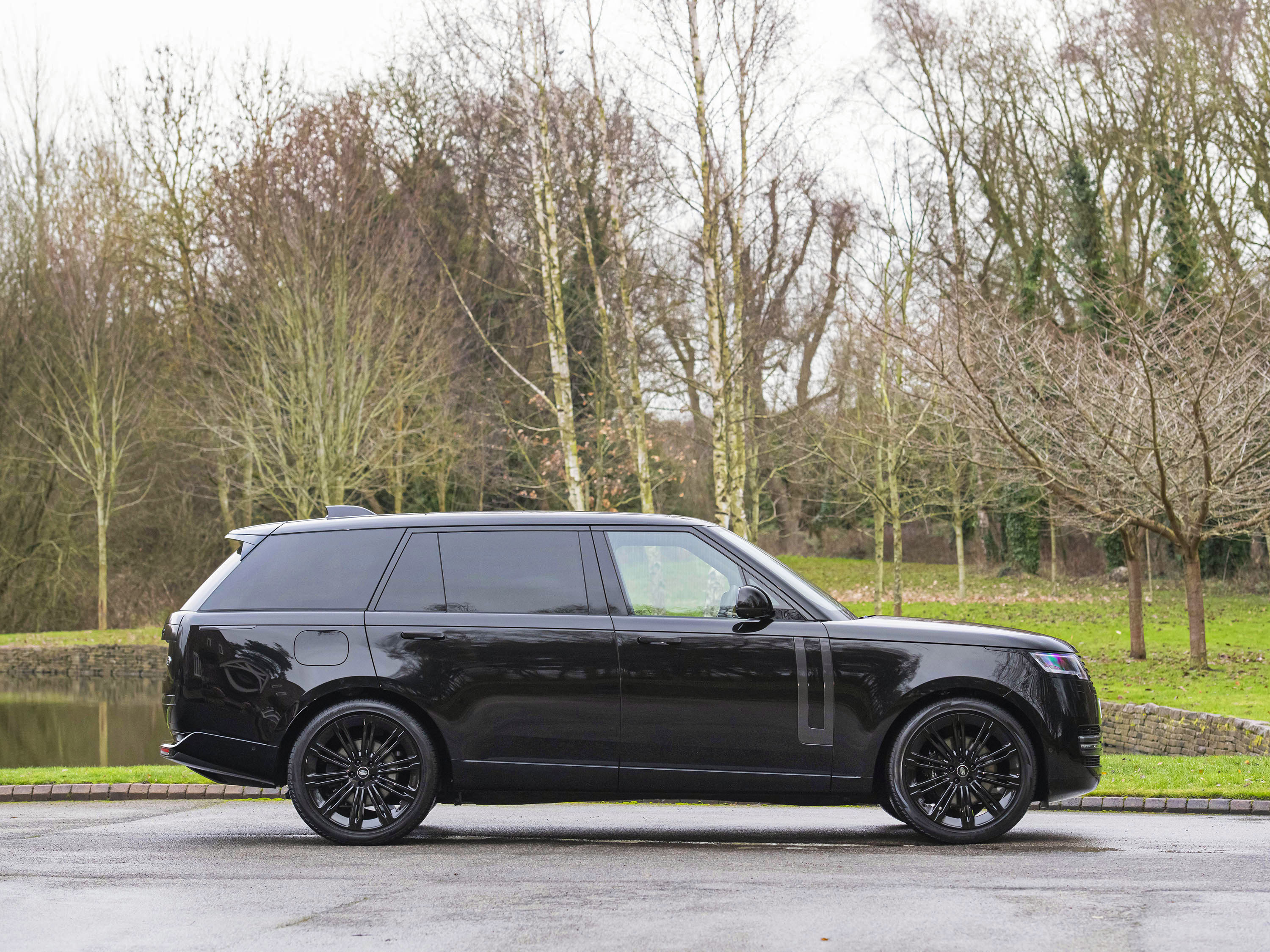 RANGE ROVER SE P400 Long Wheelbase 007144 Tom Hartley Jnr