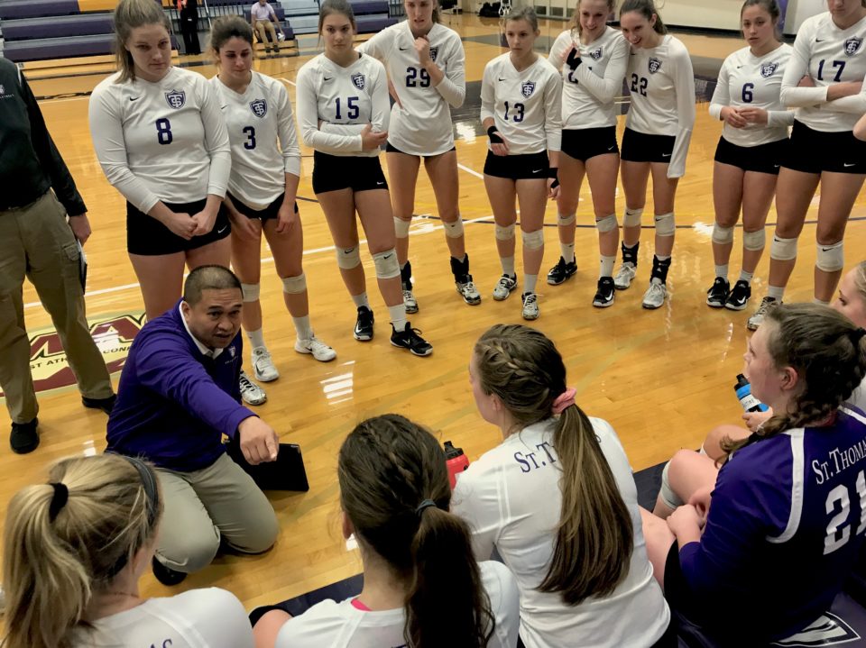 Volleyball falls to Wartburg in fiveset seasonender TommieMedia