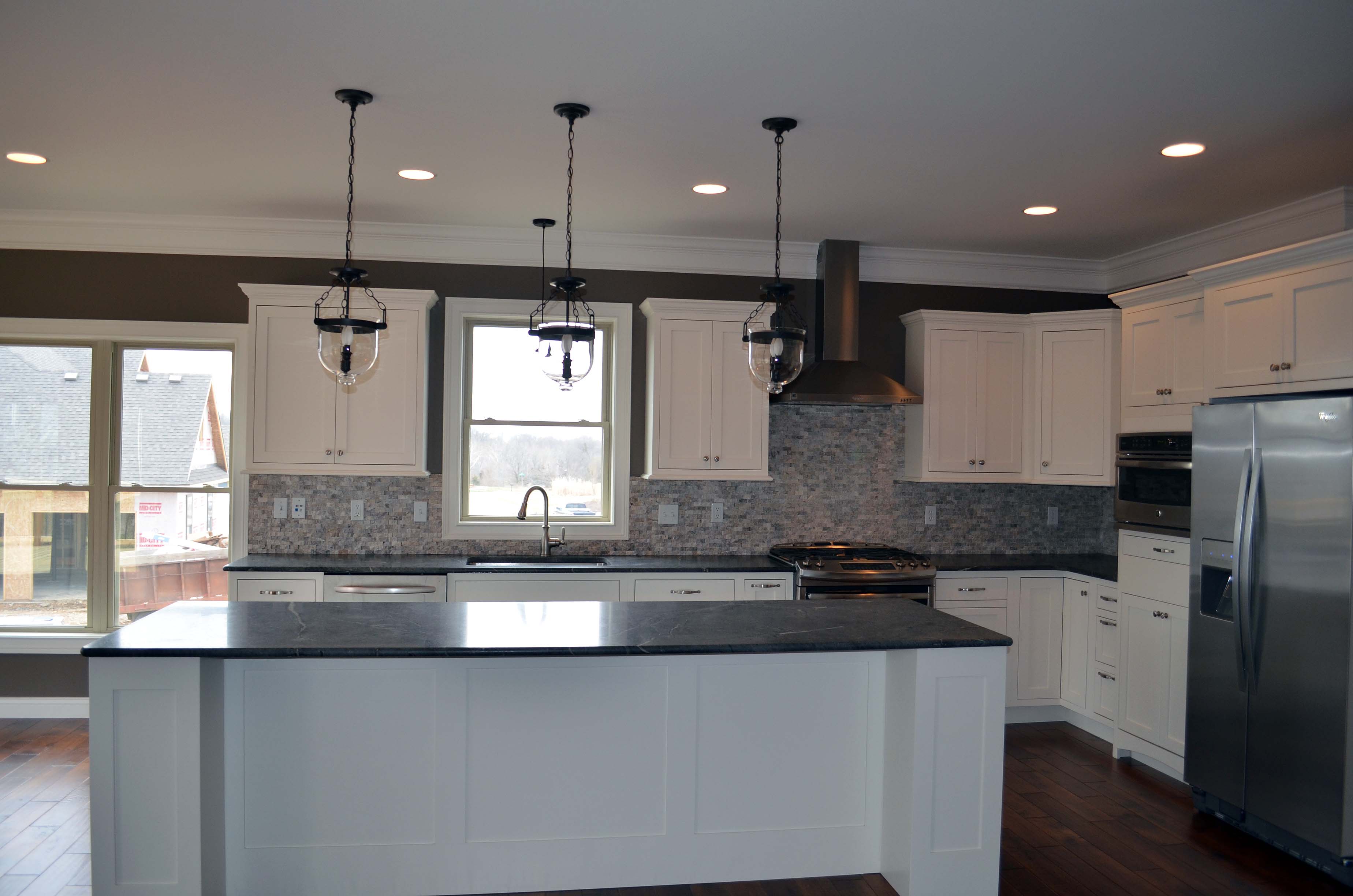 800defoe Custom Homes by Tompkins Construction