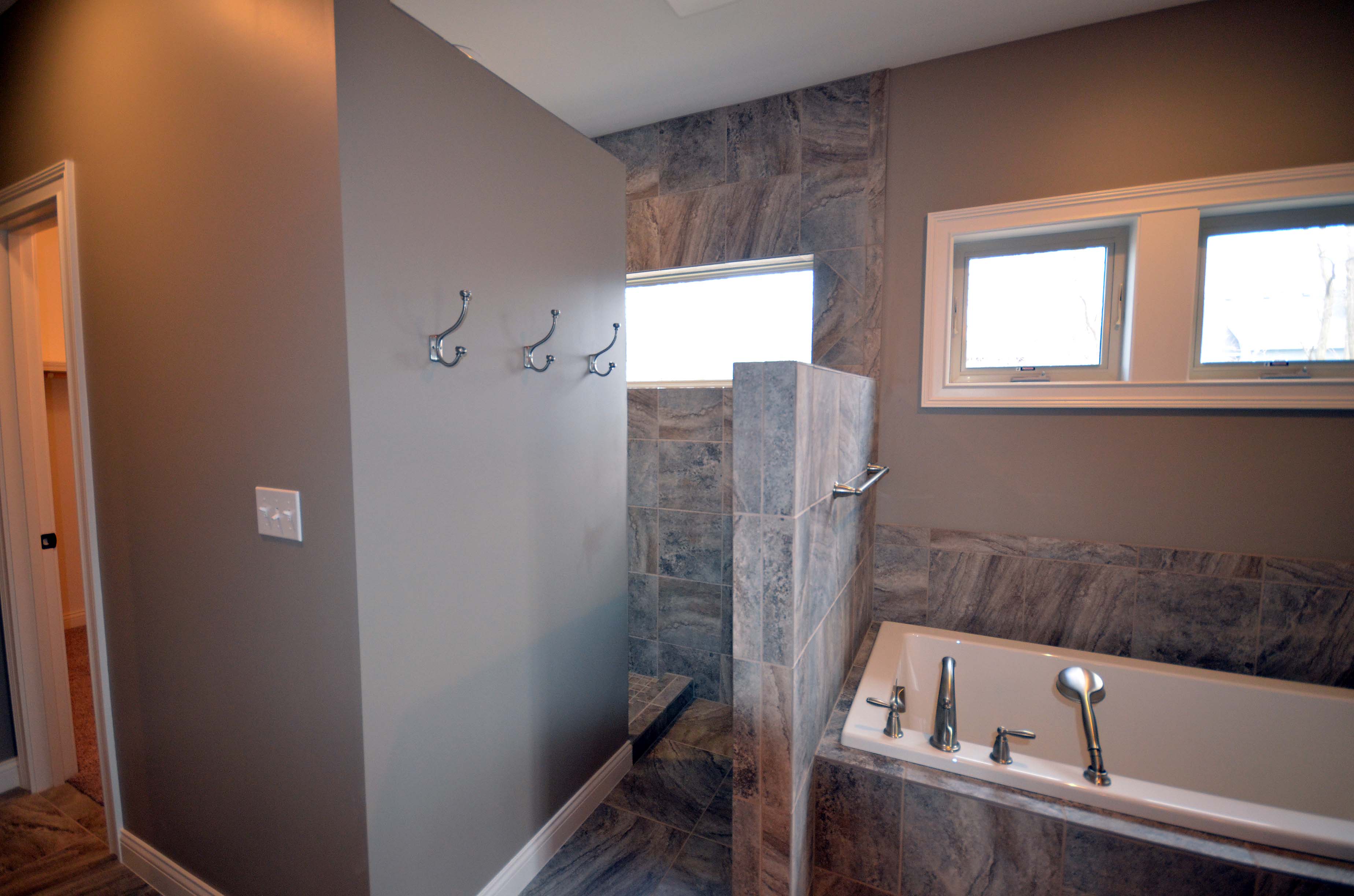 800defoe Custom Homes by Tompkins Construction