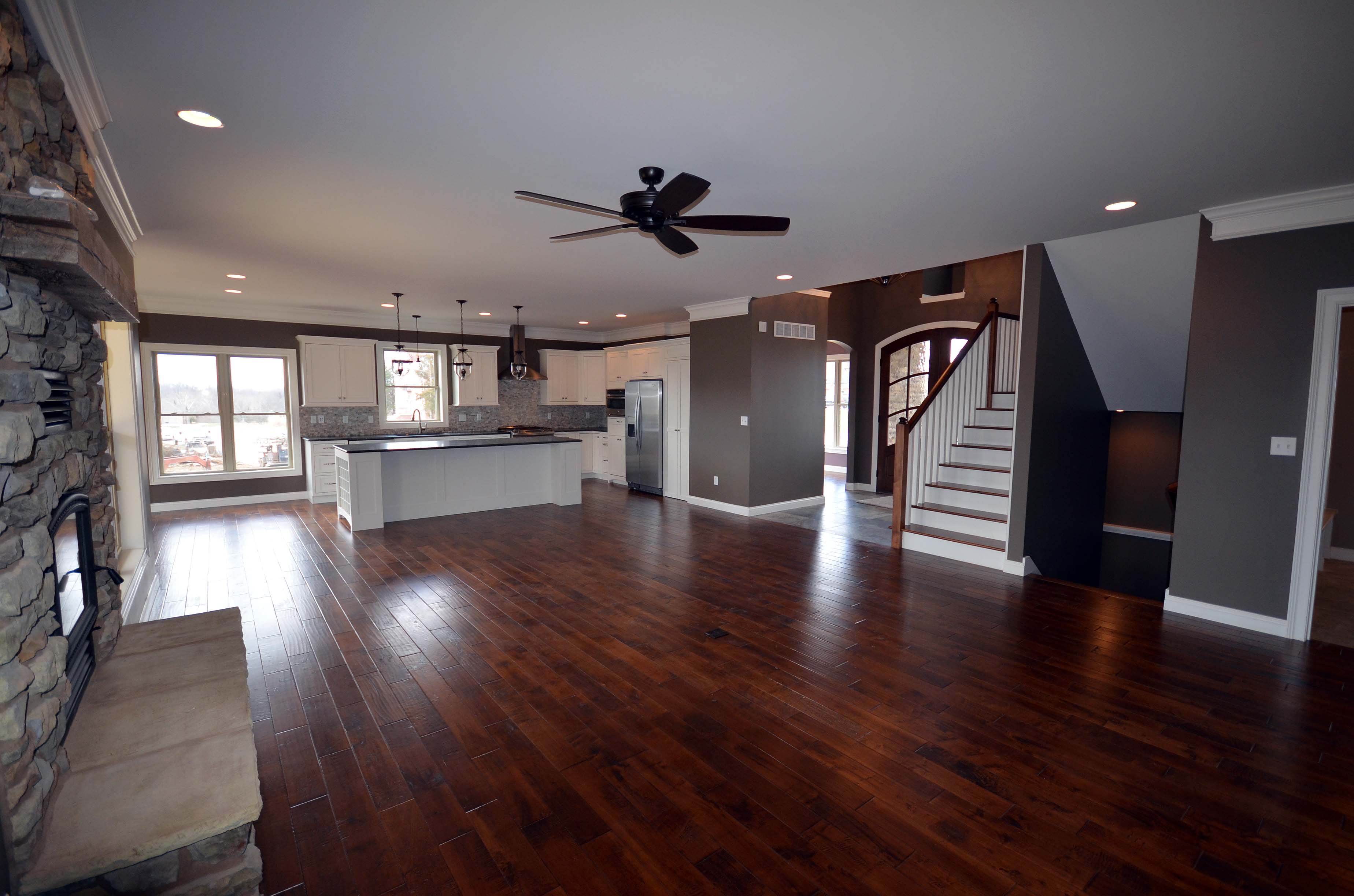 800defoe Custom Homes by Tompkins Construction