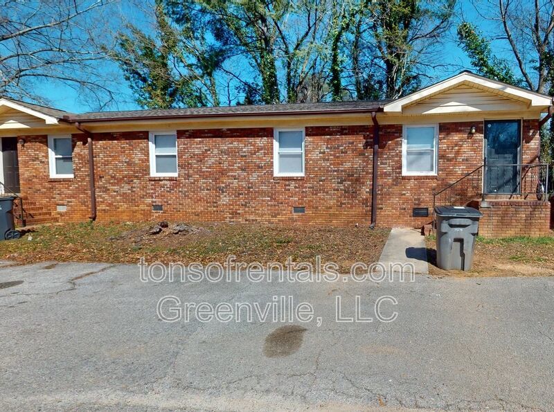 115 Rasor Drive Greenville, SC 29617 Tons of Rentals
