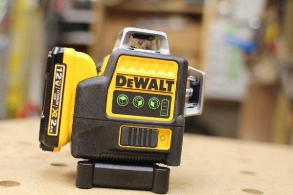DEWALT DW089LG 12v MAX 3 x 360 Green Line Laser Tool Box Buzz Tool
