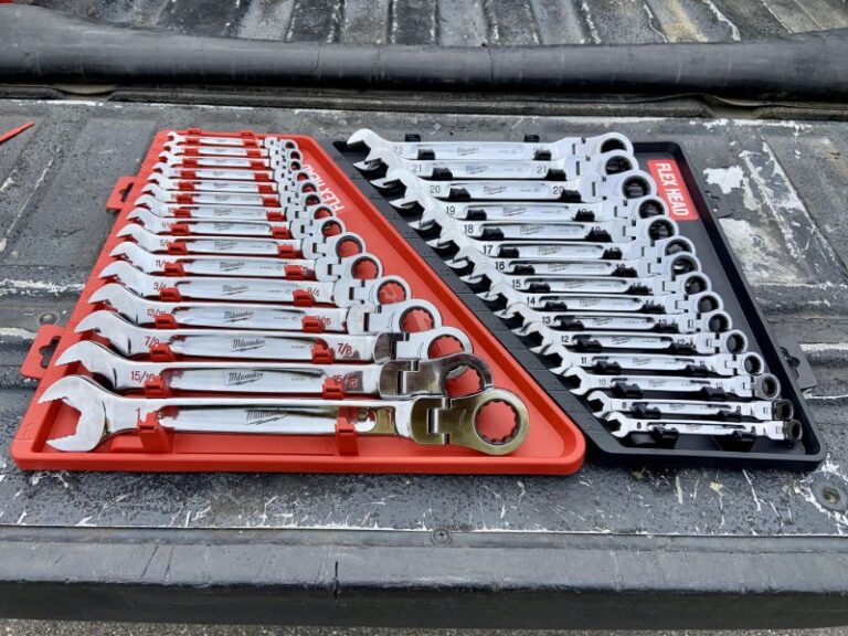 Milwaukee FlexHead Ratcheting Combination Wrench Set Tool Box Buzz