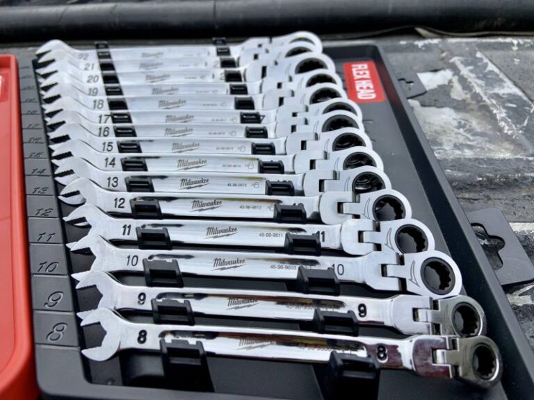Milwaukee FlexHead Ratcheting Combination Wrench Set Tool Box Buzz Tool Box Buzz