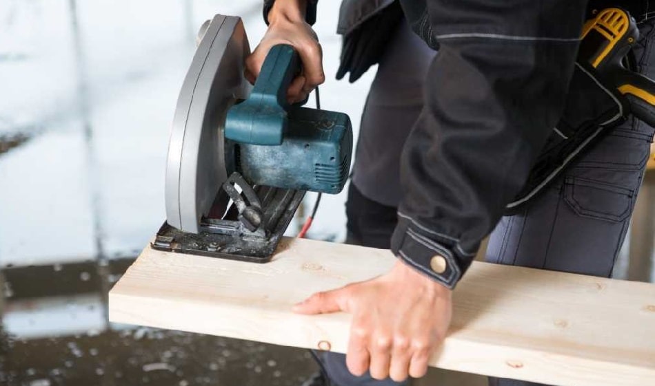 How to cut 2x4 with circular saw 4 Step to Follow
