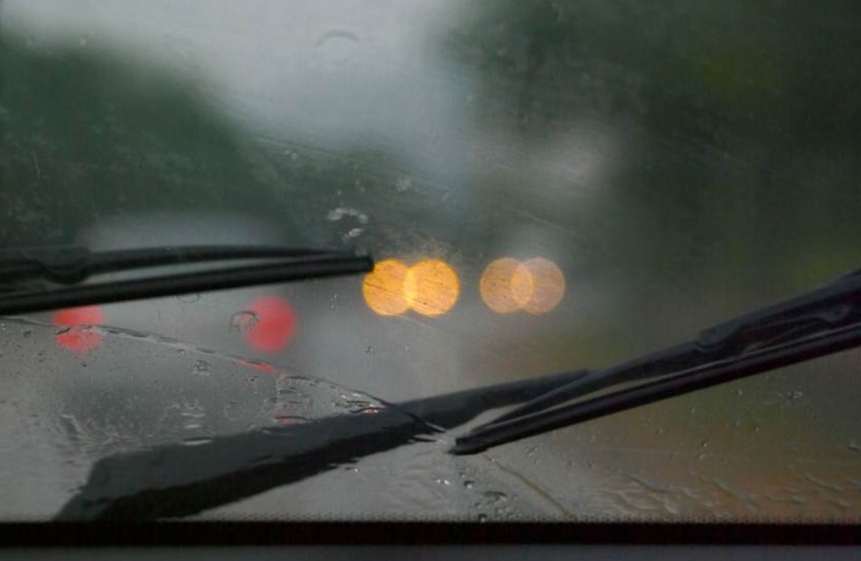 How To Defog a Windshield