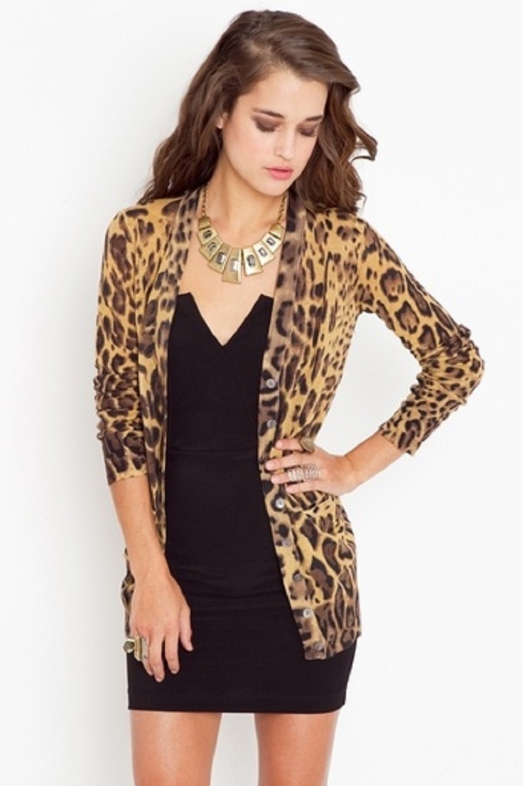 Top 10 Ways To Accessorize Your Black Dress Outfit Top Inspired