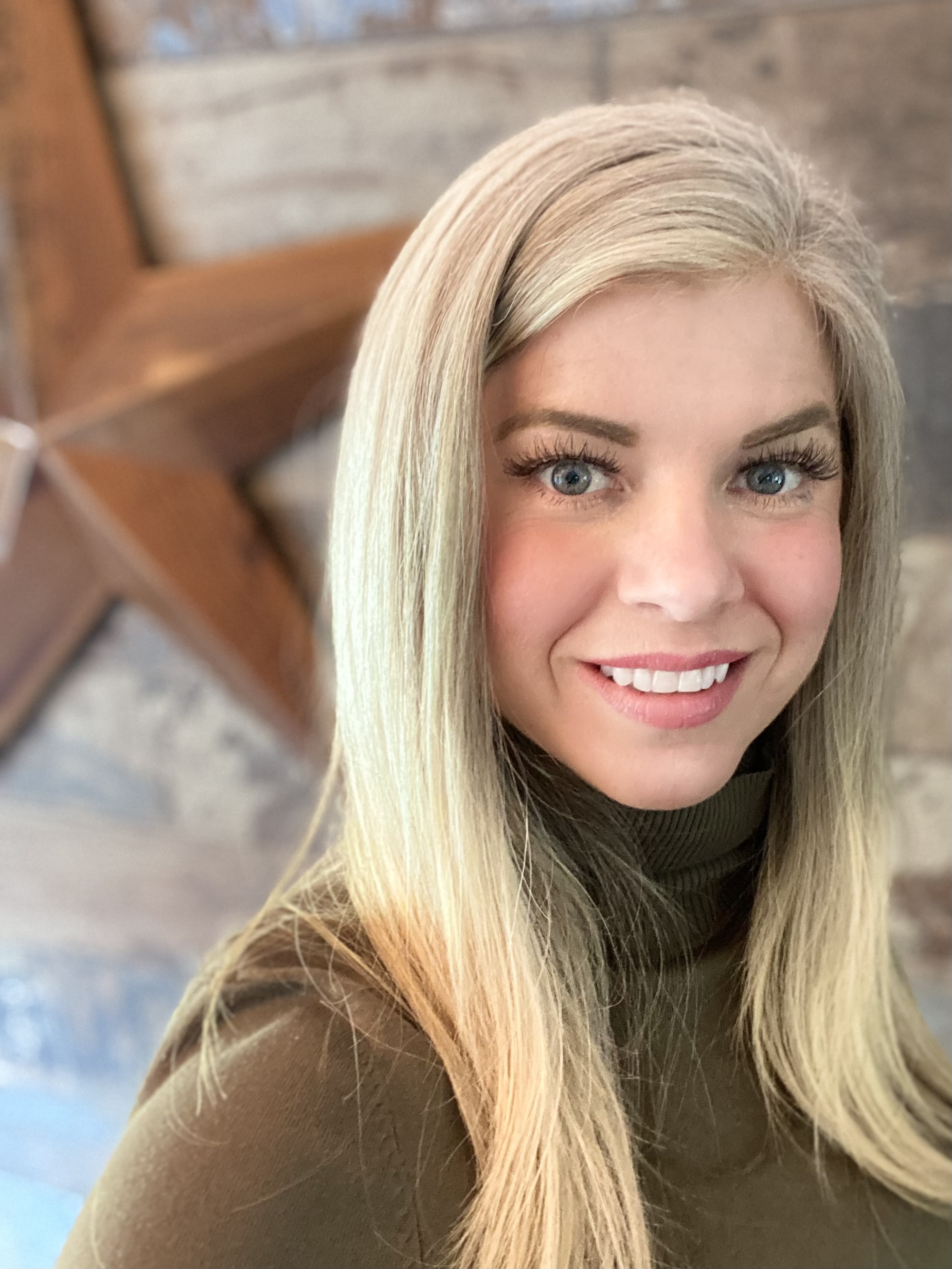 Jessica Hudson FishHawk Realty, FishHawk Realty and Real Estate Sales