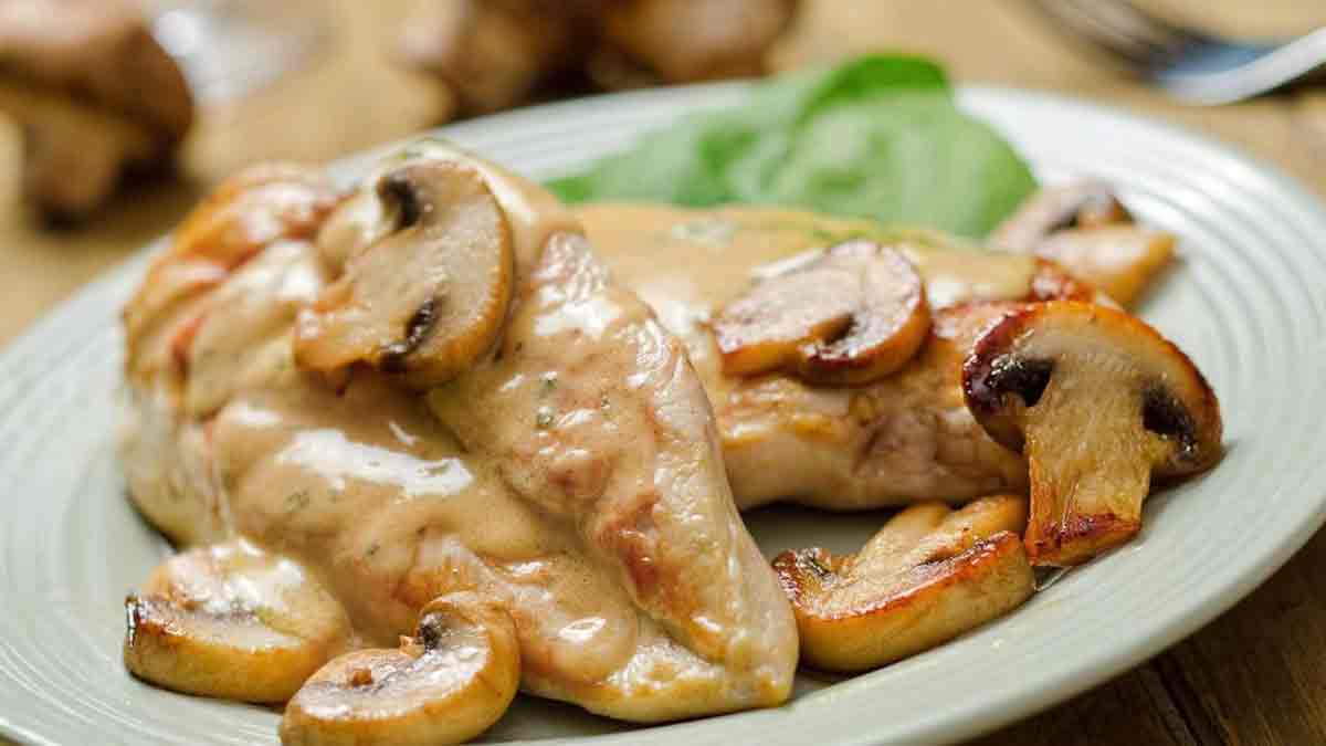 Délicieuses escalopes de Normandie, tout juste savoureuses Top Recettes