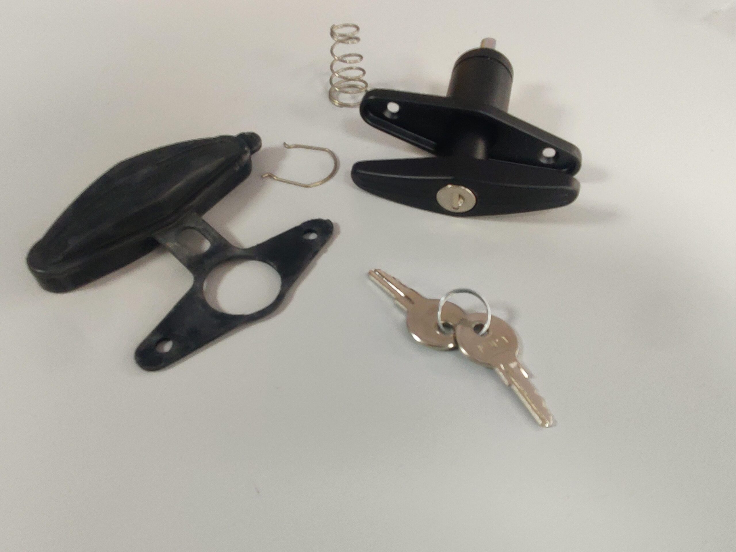 Snugtop Pop Out Style TLock Tops4Trucks