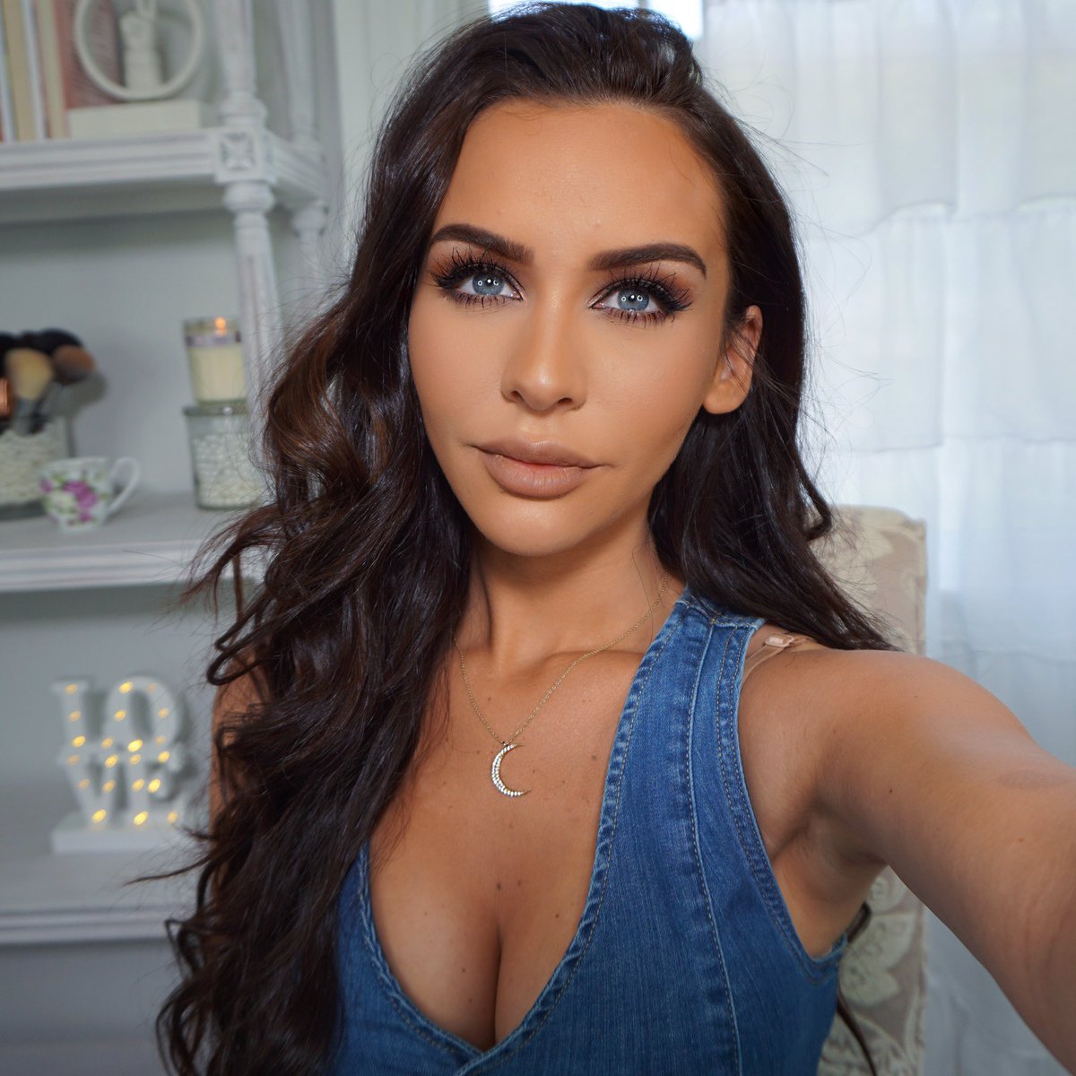 Top 10 Best Makeup Artists on YouTube and Their Beauty Tips