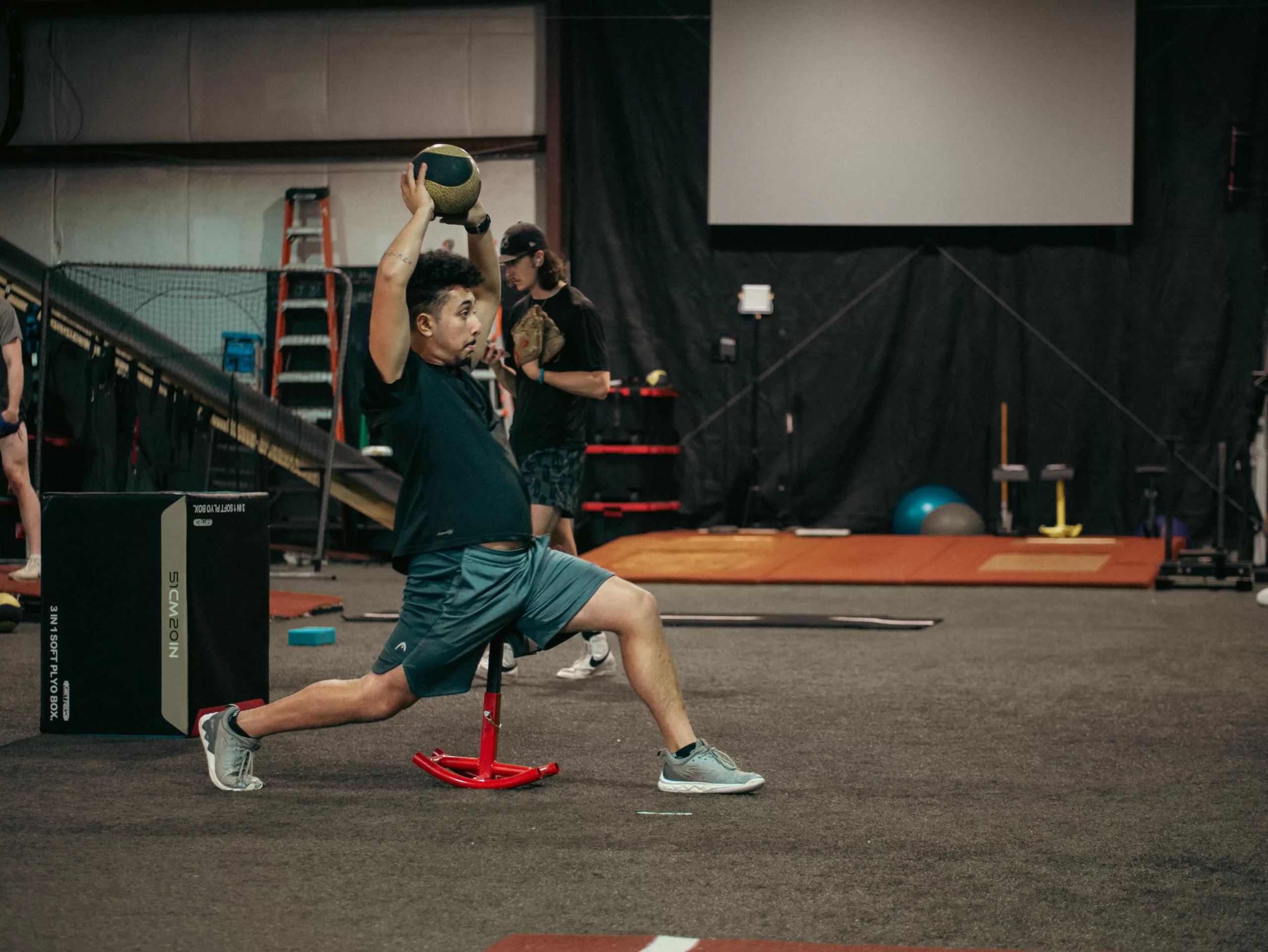 How fast should a 15 year old throw? TopVelocity