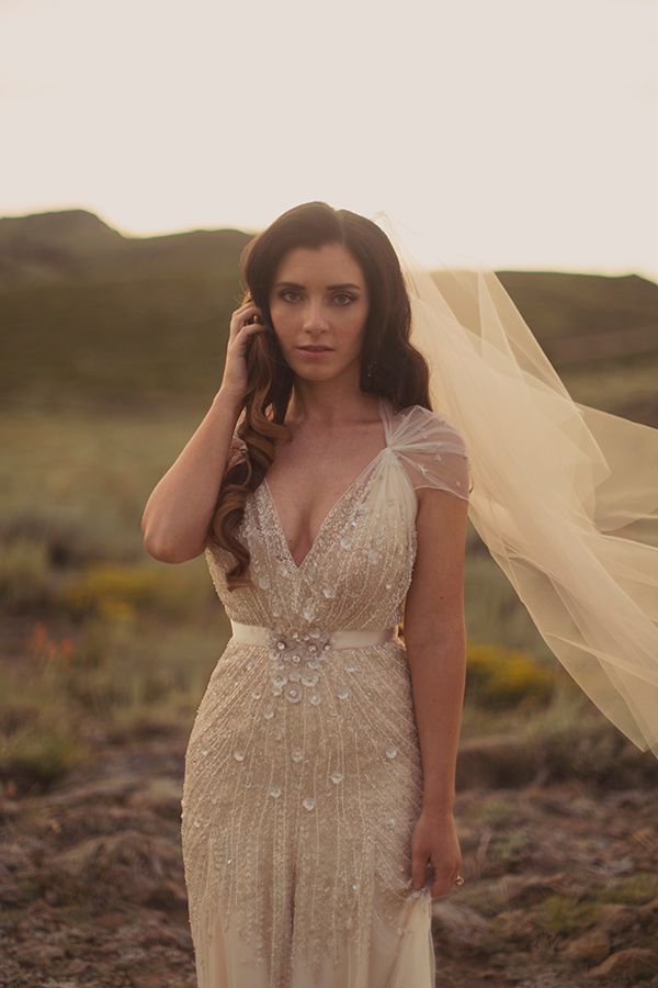 Can I Wear An Ivory Wedding Dress & Have White Flowers?