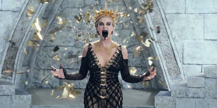 The Huntsman Winter S War Is A Hilarious Retconned Mess Of Fun