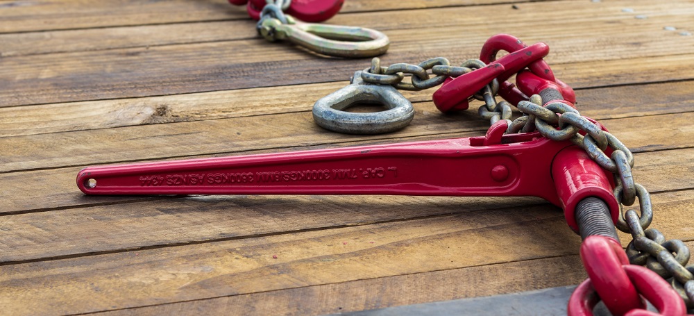 What is a Chain Binder? Toronto Trailers