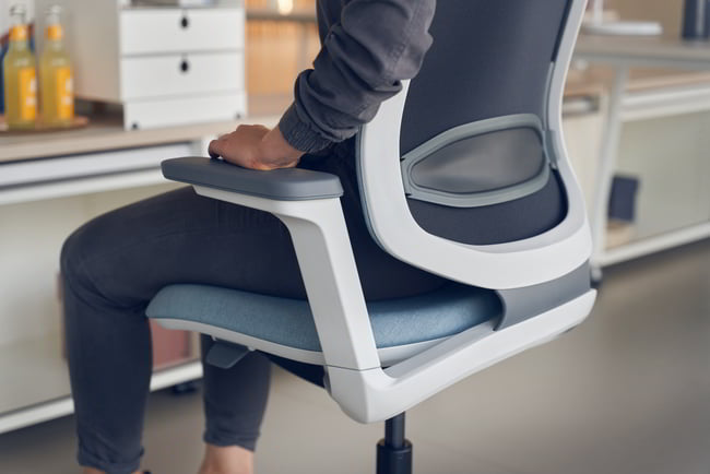 Web nel nostro catalogo, costantemente aggiornato con le più innovative soluzioni del settore, potrai trovare non solo qualsiasi modello di sedia ergonomica posturale ma. Web material premium per il massimo comfort sedia da gioco poltrona dell’altezza regolabile, utilizzando la materiale in finta pelle, il corrimano fissato con quattro punti; Sedia Ergonomica Posturale Cos'è? Per ufficio, Casa e Marche