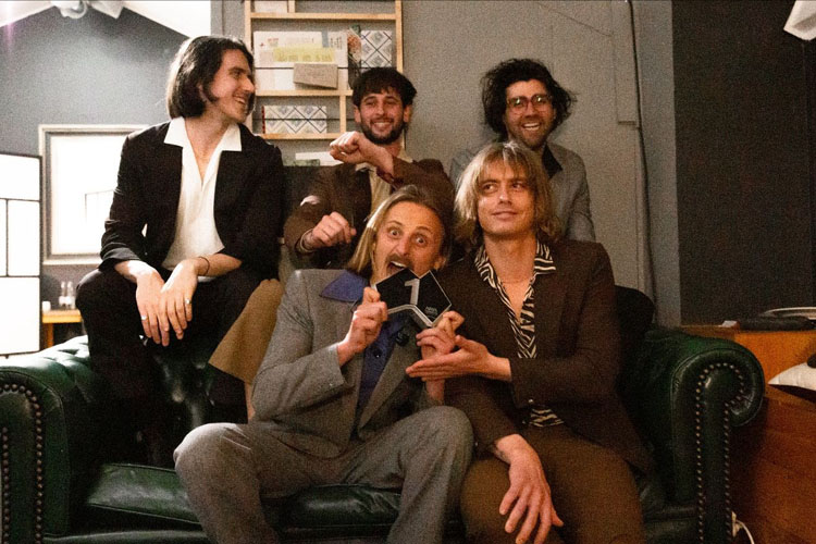 Lime Cordiale lands debut 1 album TotalNtertainment