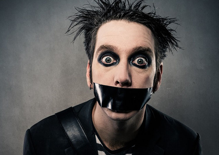 AwardWinning Performer Tape Face Returns To The Epstein Theatre