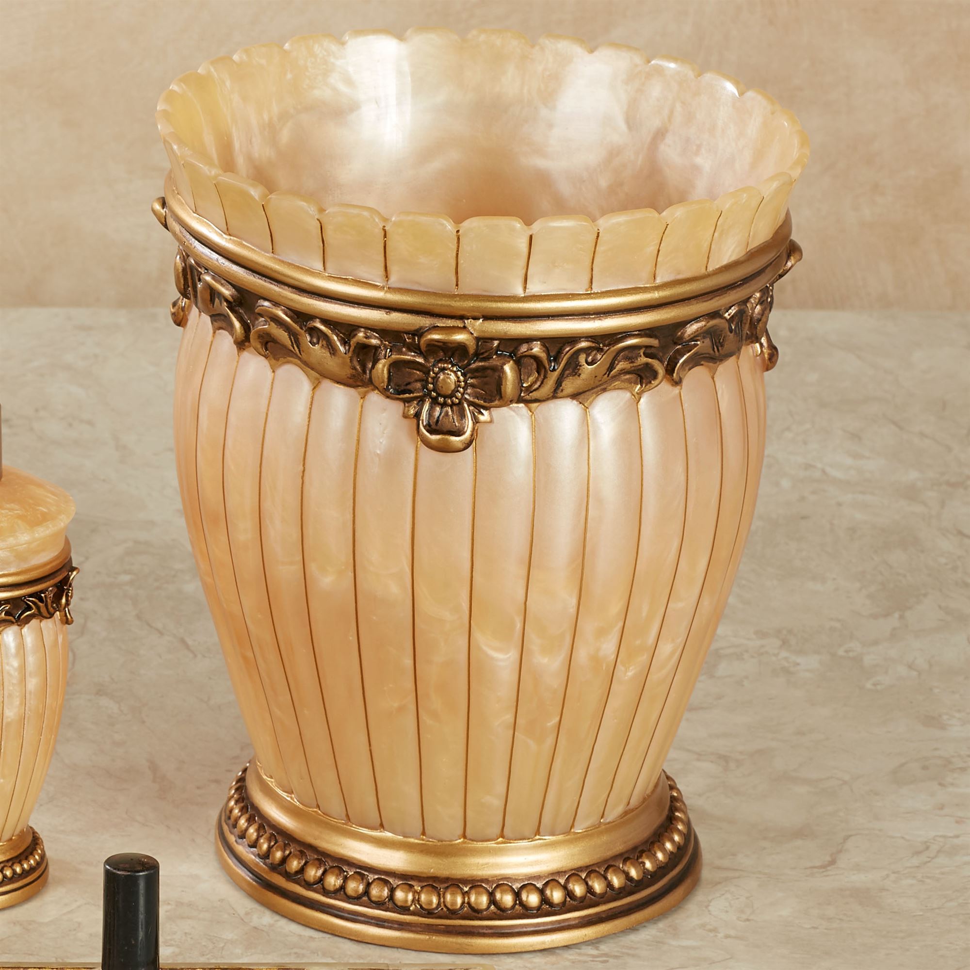 Roma Gold Bath Accessories