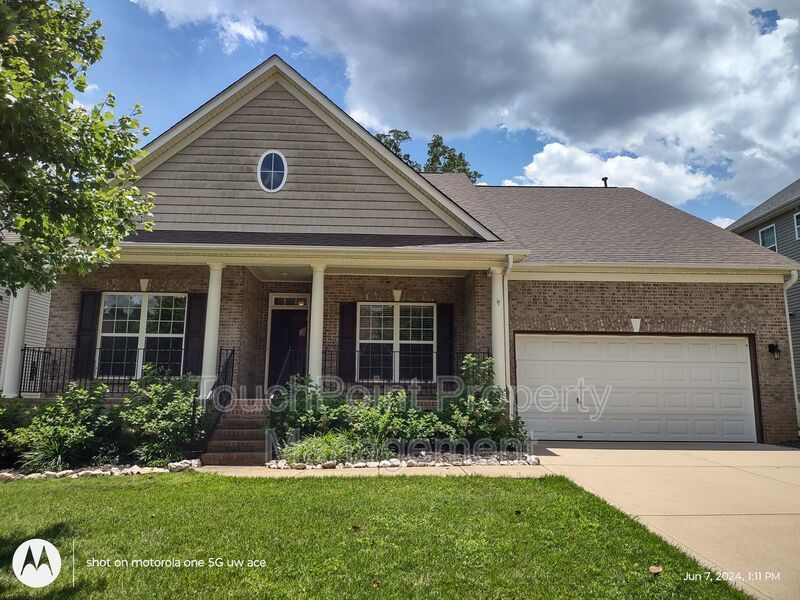 8109 Penman Springs Drive Waxhaw, NC 28173 Touchpoint