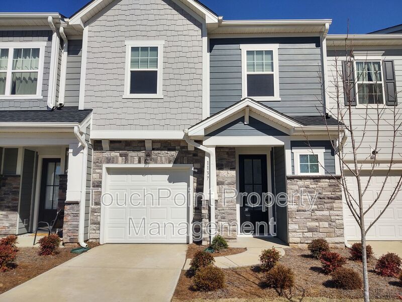 1137 Grays Mill Rd Charlotte, NC 28215 Touchpoint