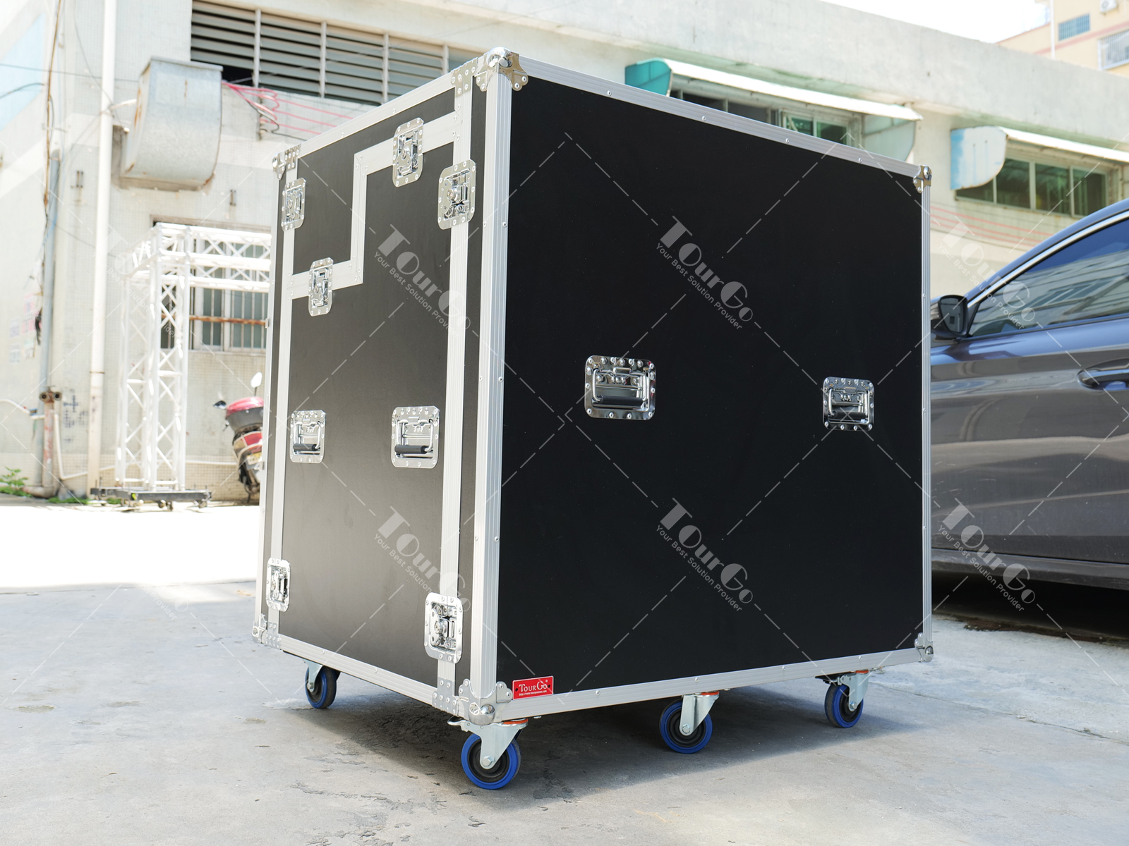 Custom Twin Video Streaming Production Workstation Flight Case and Pull