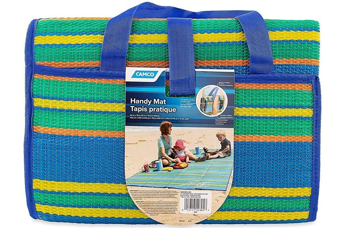 15 Best Sand Proof Beach Blankets in 2022 TouristSecrets