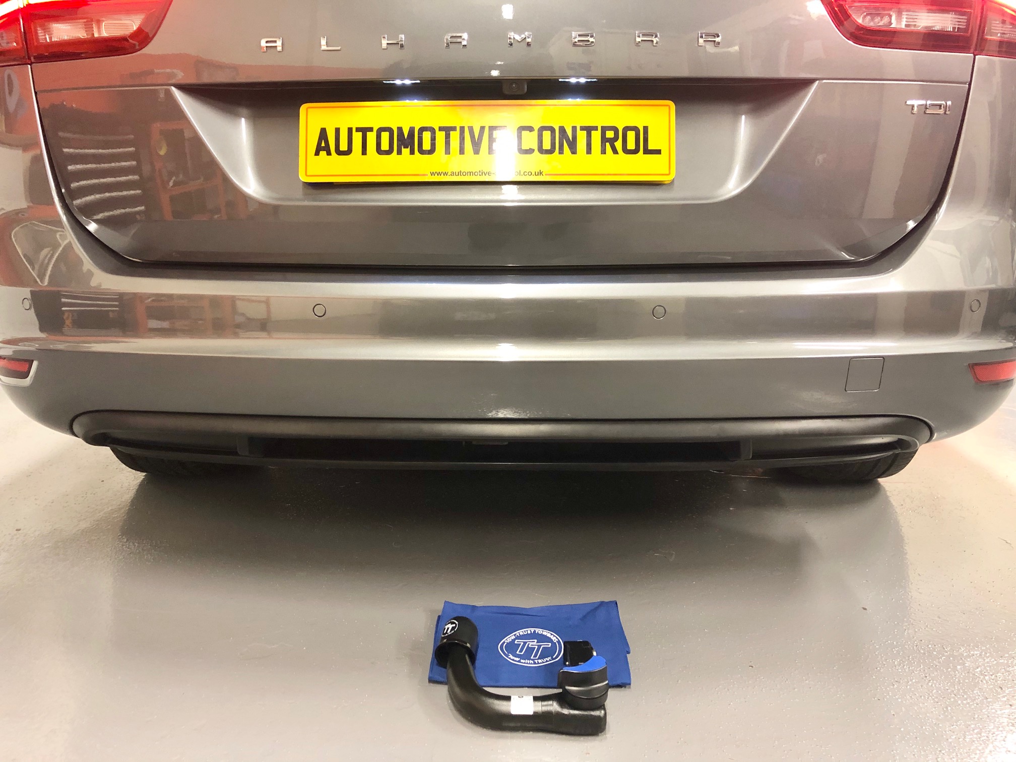 Seat Alhambra Removable tow bar Towbars 247