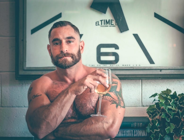 Let This 'Bear-Naked Chef' Expose You To Italian Cooking In His New Web Series: PREMIERE