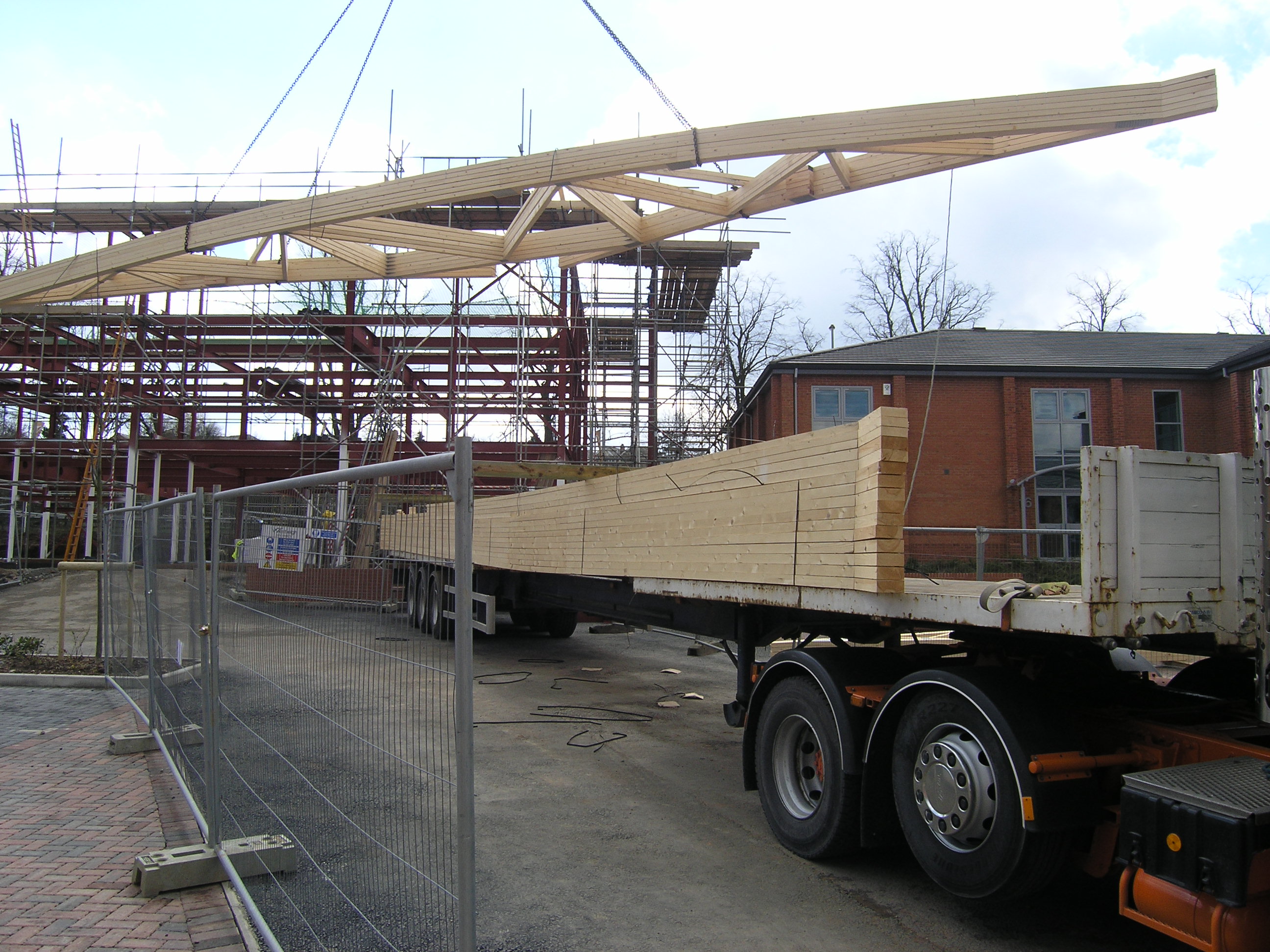 TRA Harlow Timber Systems supply roof structure for office development