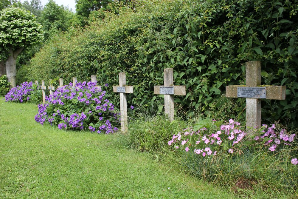 Franse Oorlogsbegraafplaats TracesOfWar.nl