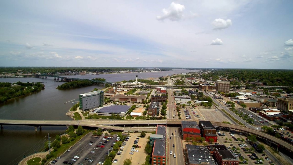 EAST MOLINE HEADQUARTERS Trackside Solutions