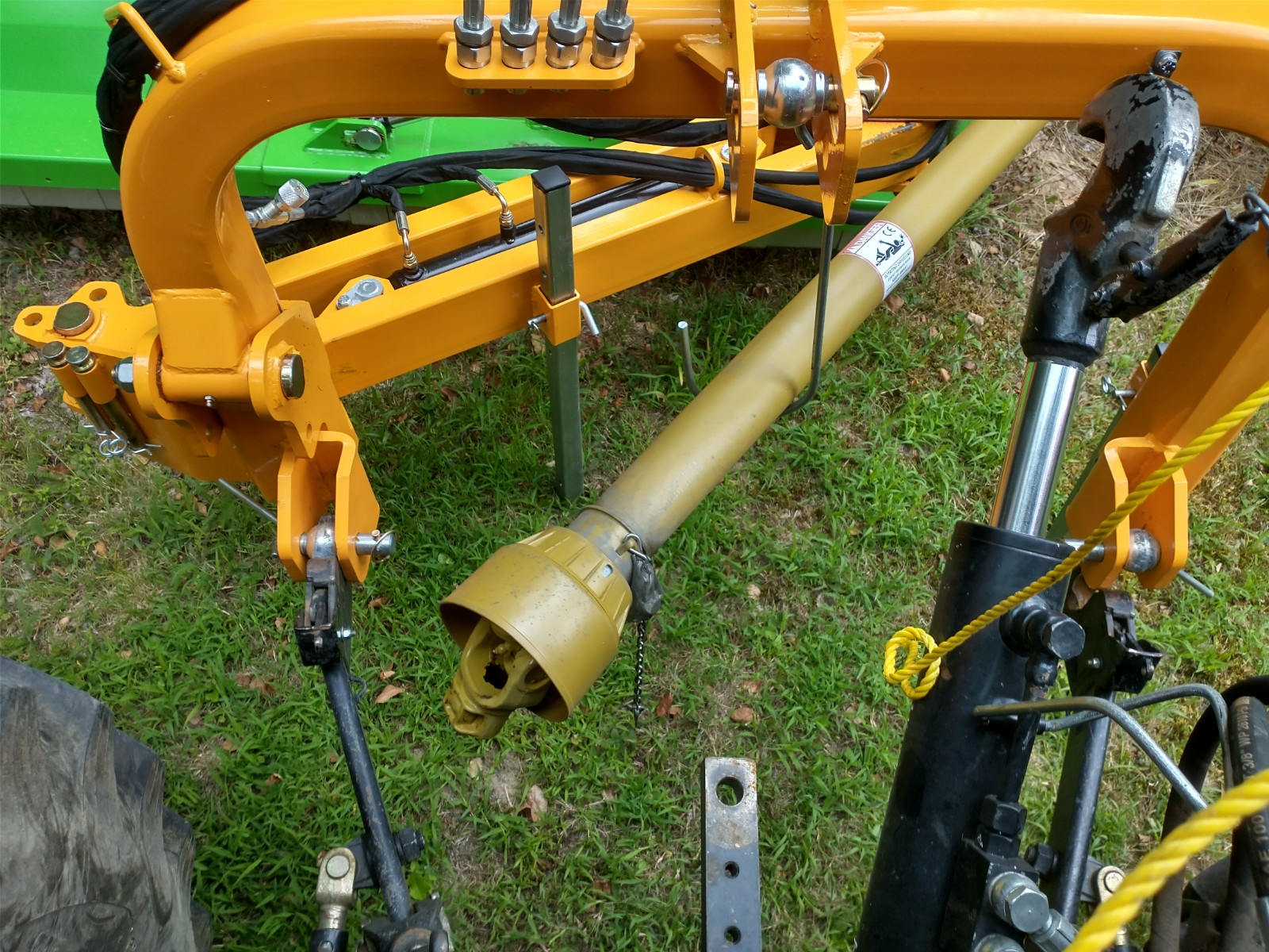 Titan Attachments Quick Hitch Initial Review - TractorByNet