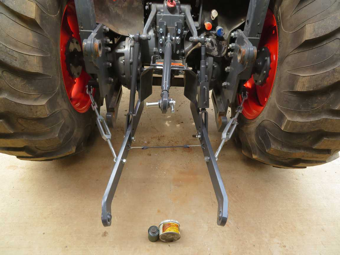 Kubota M62 Three Point Hitch Install With Top'n'Tilt Tribulations