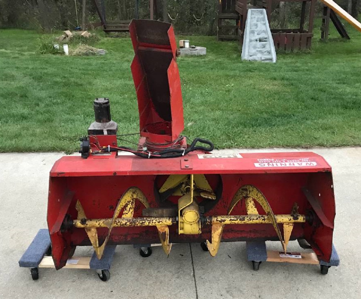 Toro Groundsmaster Snow Blower Attachment Page 4