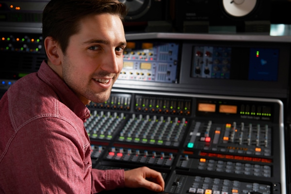 Canadian Audio Engineering Schools Learn Sound Production