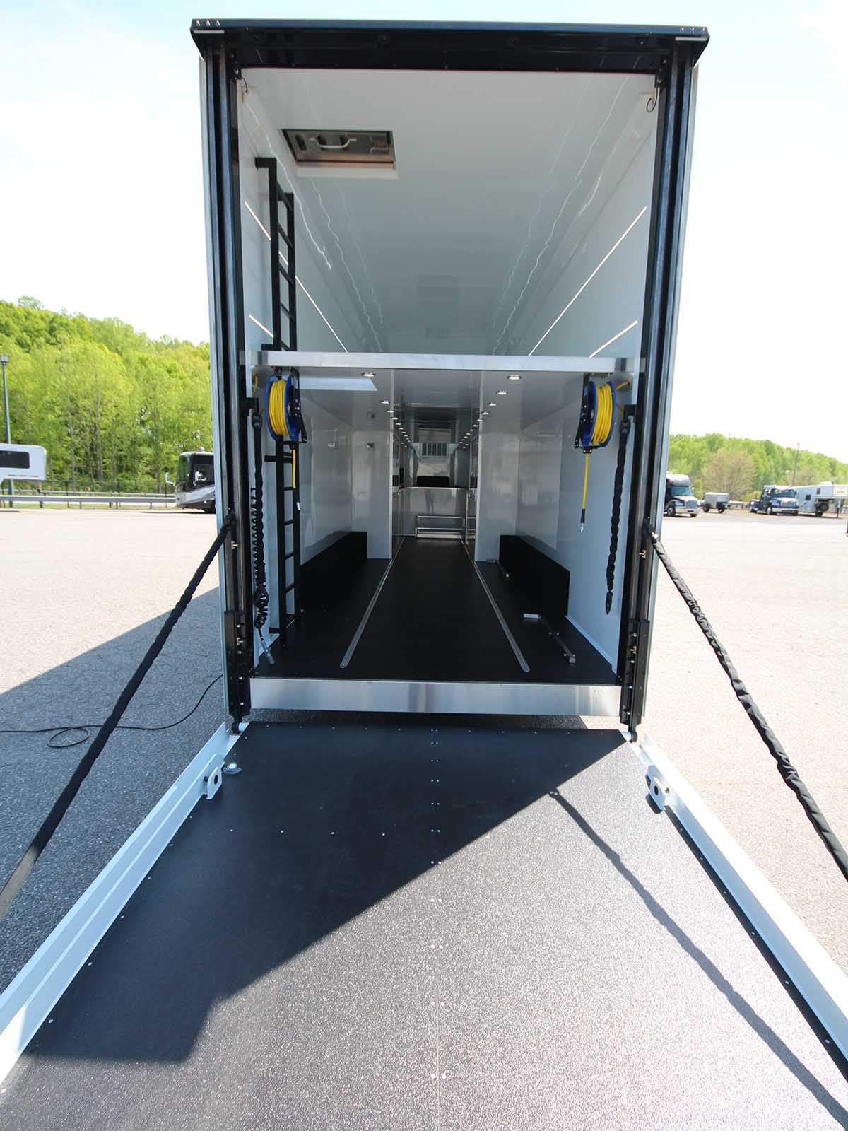 Custom Build Goodie Liftgate 40' Stacker Trailers of the East Coast