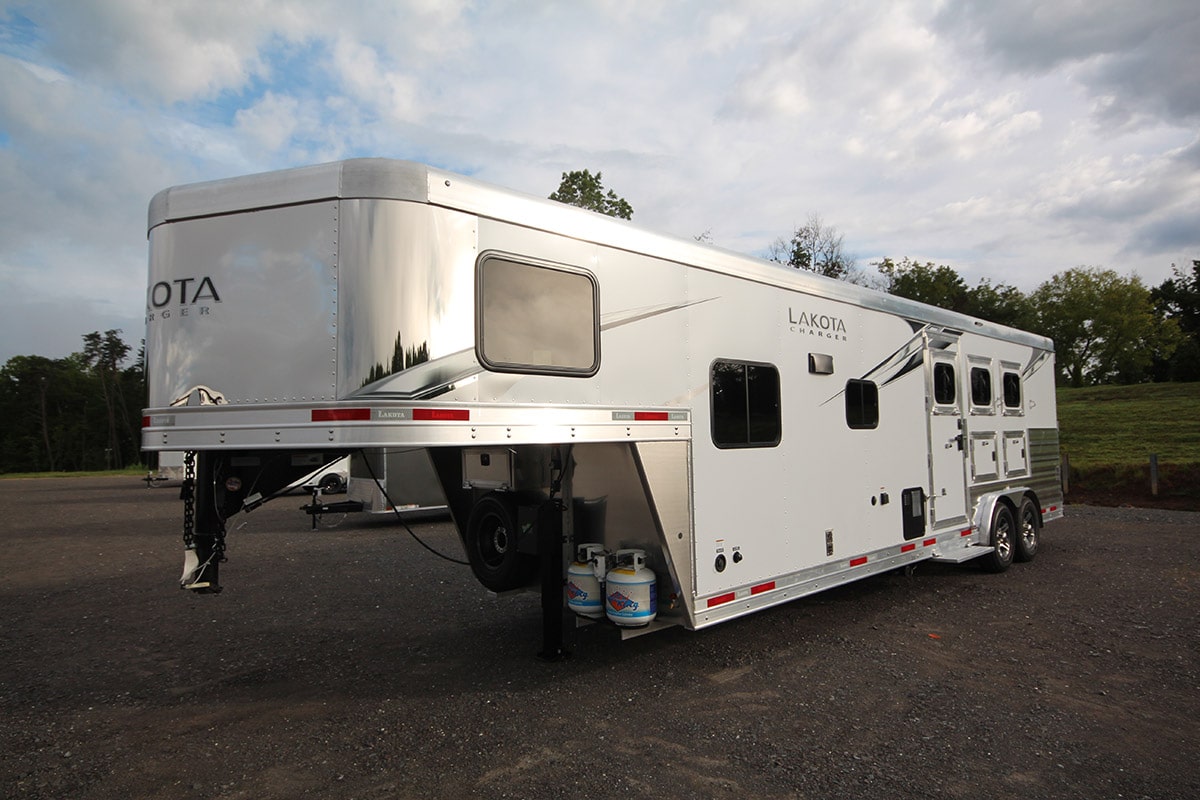 Lakota Charger Platinum Package for Sale in Mocksville, NC Trailers
