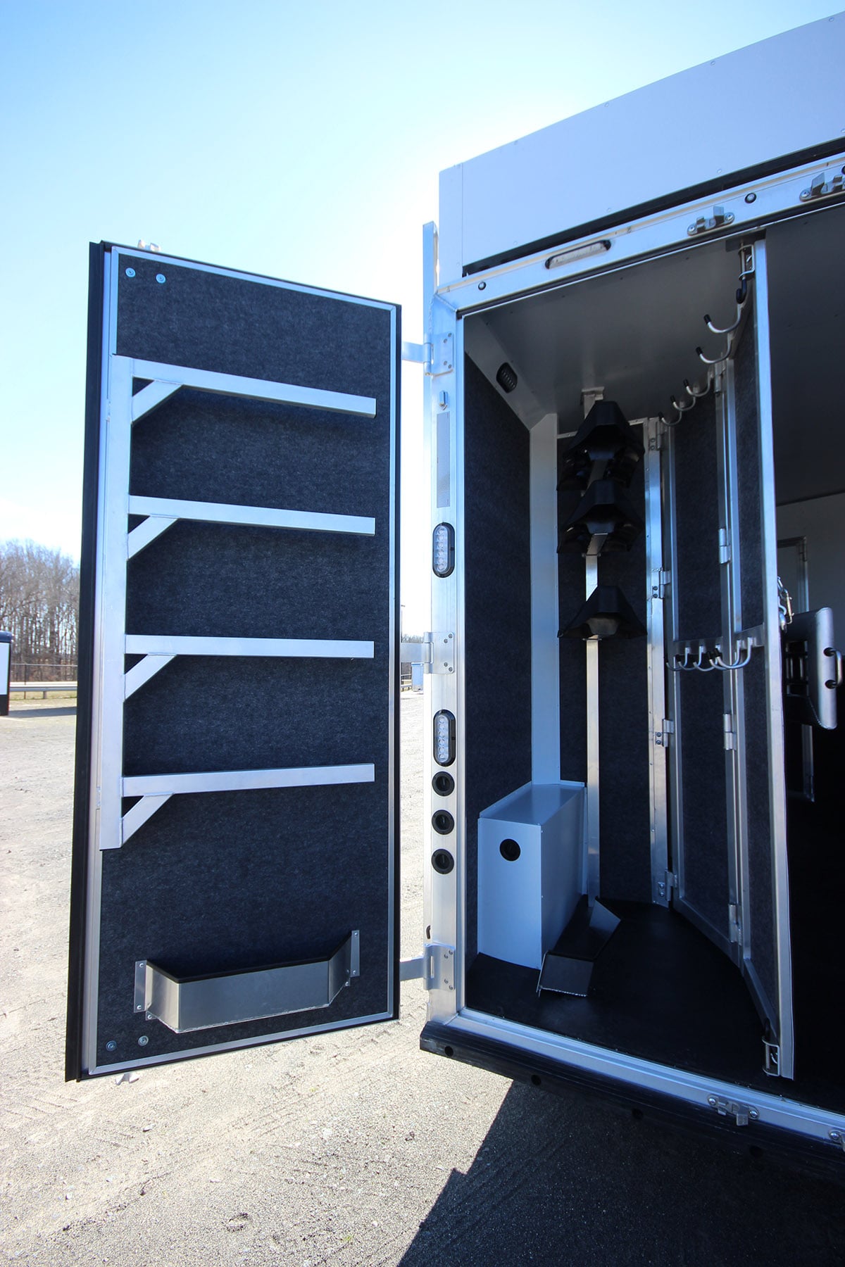 Lakota Bighorn Horse Trailer for Sale in Mocksville, NC Trailers Of