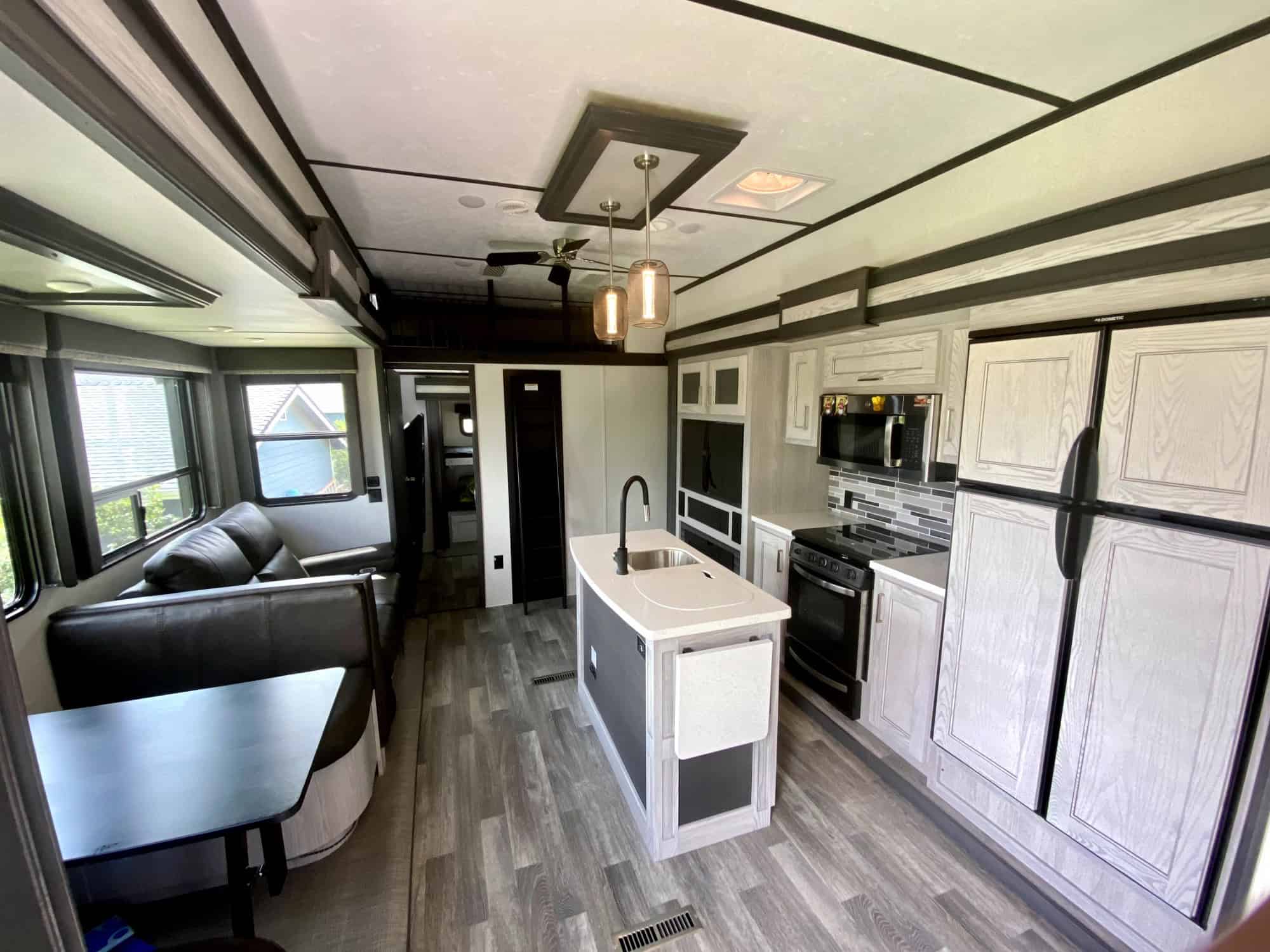 2021 37' Keystone Montana High Country 334BH For Sale In Redding